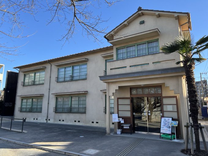 仕事用なのにS.M.A.R.T.に怒られたHDDを新しくする買い物のついでについ足を伸ばしてしまった…!
島本先生の原稿ペン線がキレイだったしカラー凄かった…!
トキワ荘の中で、A先生の部屋から石森先生の部屋辺りまで島本先生の声が響いてたw 