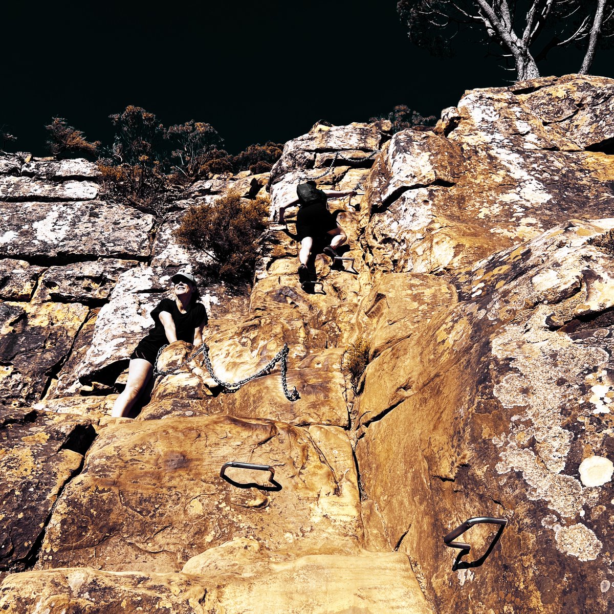 lucianopinna's tweet image. Some leisure time before a show, hiking to Lion&apos;s Head, a mountain in Cape Town.

#southafrica #affectlab #requiemfortheimpossible #photography #travelphotography #art #hiking #lionshead #capetown