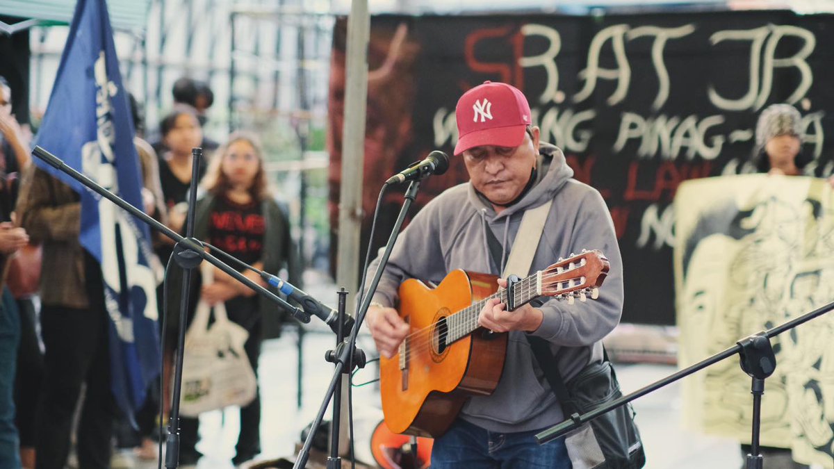 Manong MIKE CABANGON, a humble musician,  transport-sector organizer and the BROTHER OF NOEL CABANGON, has been charged with 2 counts of violation of RA 10168 or the Terrorism Financing Act of 2012! SUMAMA TAYO SA SOCMED RALLY NGAYONG 8PM!

#HandsOffMikeCabangon
#DefendTheNorth