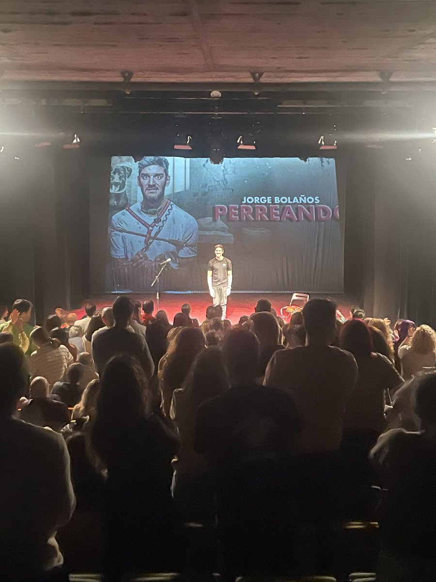 LaBarrigaproduc's tweet photo. Ayer en Zaragoza!
Teatro Arbolé
@JorgeBolaComico https://t.co/5qMKBvPZRK