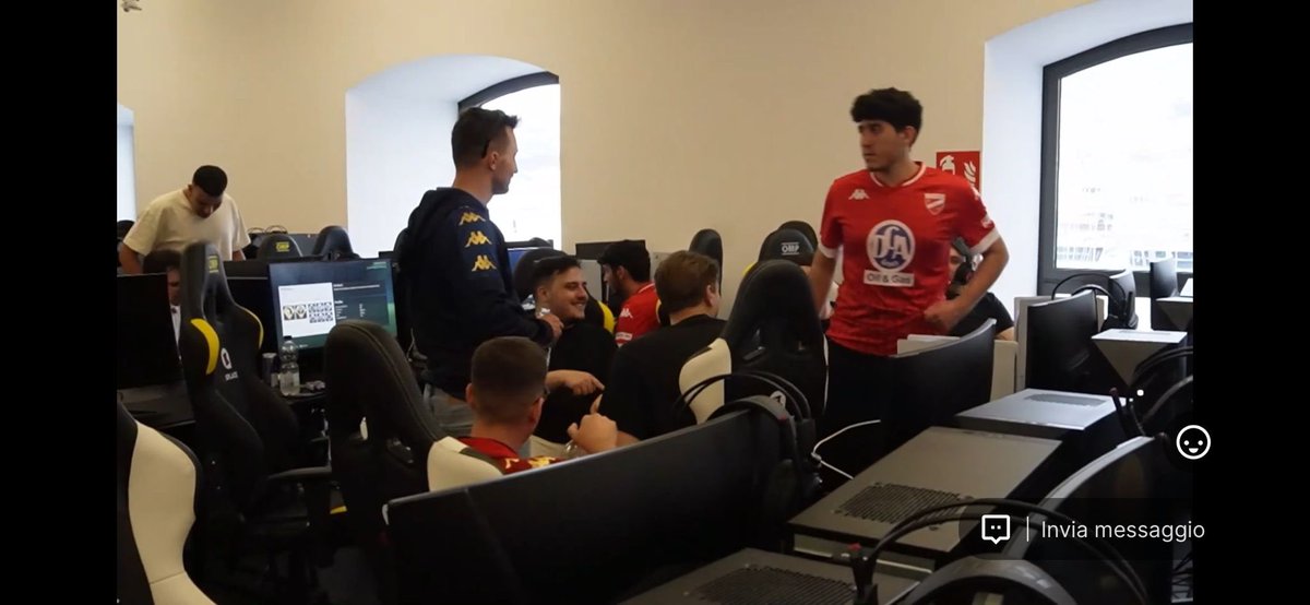 xAngelinho__ tweet media