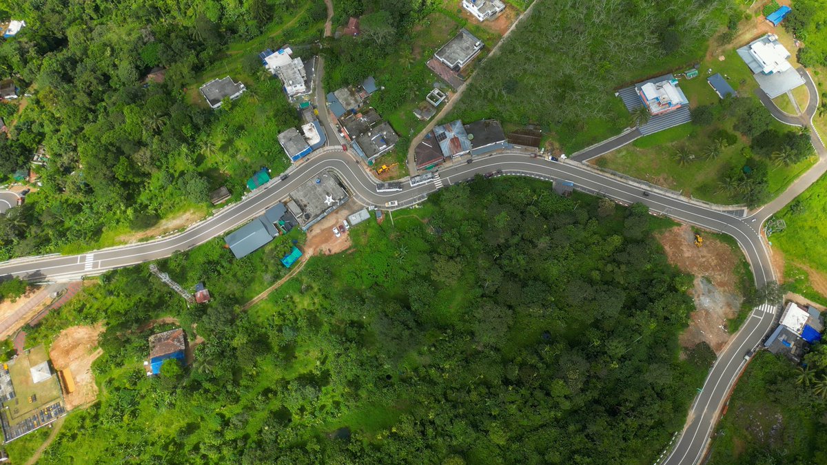 pinarayivijayan's tweet photo. Kerala’s own Hill Highway project is advancing rapidly, set to transform high-range connectivity. The Kodanchery-Kakkadampoyil stretch in Kozhikode was inaugurated today. Spanning 1,166 km with an investment of ₹2,895 Cr, this project will be a game-changer for infrastructure, tourism, and agriculture. More stretches are set to be completed this year. 
#Kerala #HillHighway #kiifb