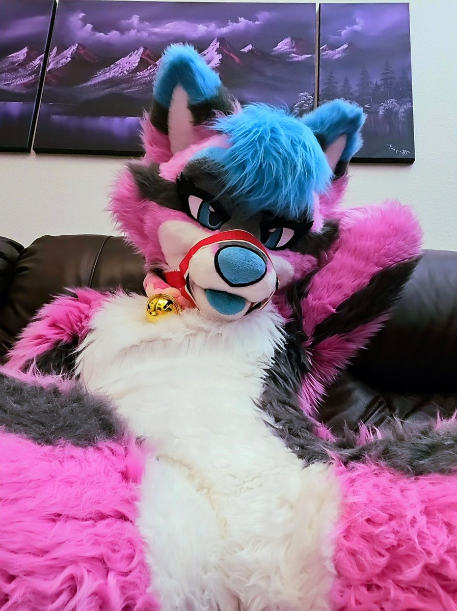 hope you're enjoying the view down there cutie~