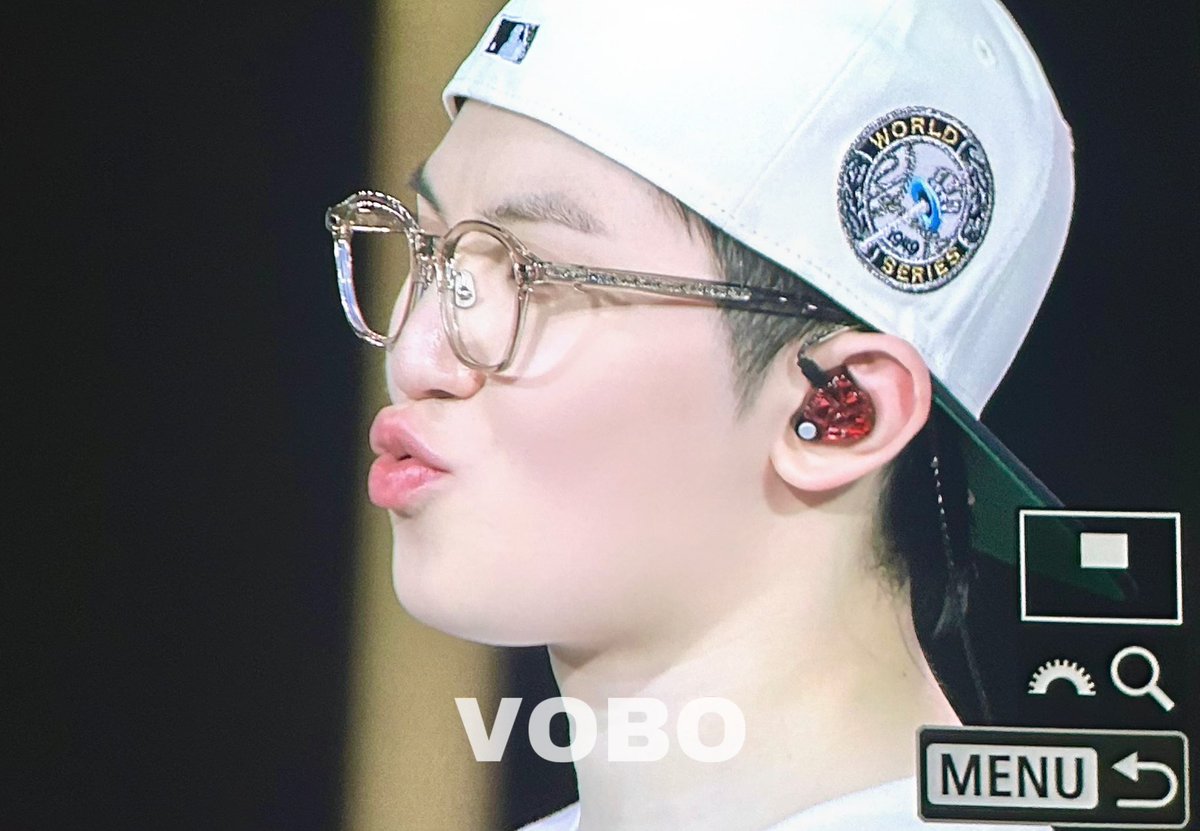 250215 우지 이뽀

#SEVENTEEN #WOOZI #우지 #세븐틴 #ウジ #보보 #ボボ