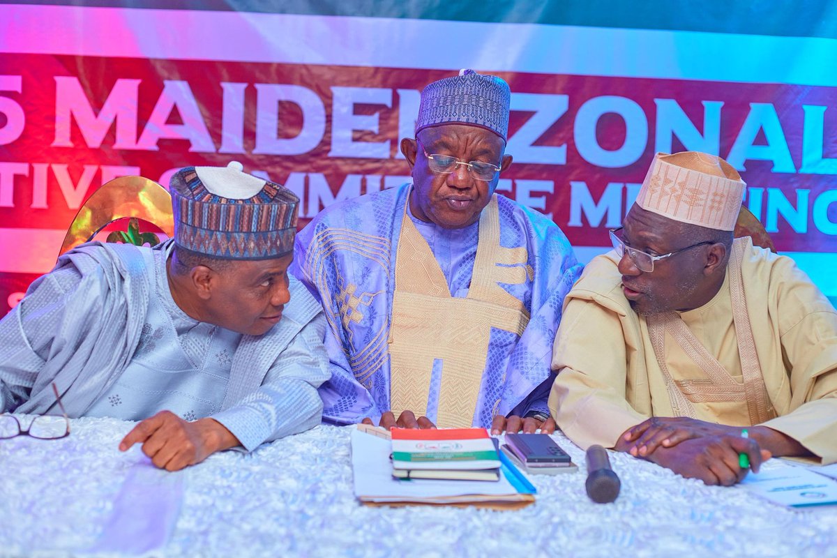 MSLAMID0's tweet photo. Today I was in Kaduna with other Jigawa State Leaders to attend the PDP Northwest Zonal Meeting.  From the fruitful interactions &amp; deliberations, I'm confident that we are on the right track to address current challenges and reposition the party for the future.

©Santurakin Dutse https://t.co/McmYskOpnd