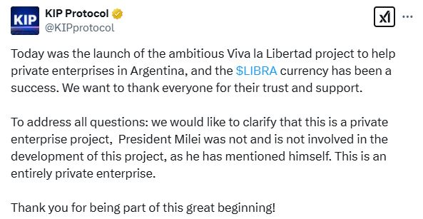 jbcperiodista's tweet photo. El presidente @JMilei  publicó un mensaje en X donde promocionaba la criptomoneda $libra considerada una #memecoin, que se derrumbó en poco tiempo, y muchas personas perdieron su inversión, por lo que Milei borró el mensaje. La propietaria de $libra es @KIPprotocol. https://t.co/5BZE65tvFg