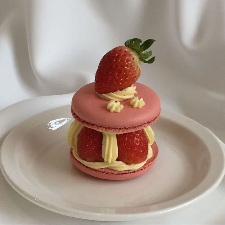 heart_jpg's tweet image. strawberry desserts