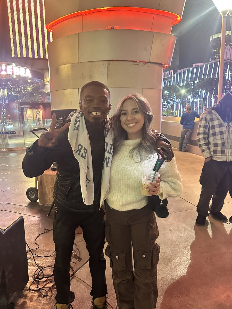 🚨 L2E is headed to Vegas! 🚨

Tomorrow &amp; Monday, our team will be in Las Vegas onboarding new crypto users—helping them download their <a href="/phantom/">Phantom</a> Wallet for the first time!

🎶 Special guest King Vvibez will be joining us, showing users how to swap <a href="/solana/">Solana</a> for @L2ESOL 

We’re