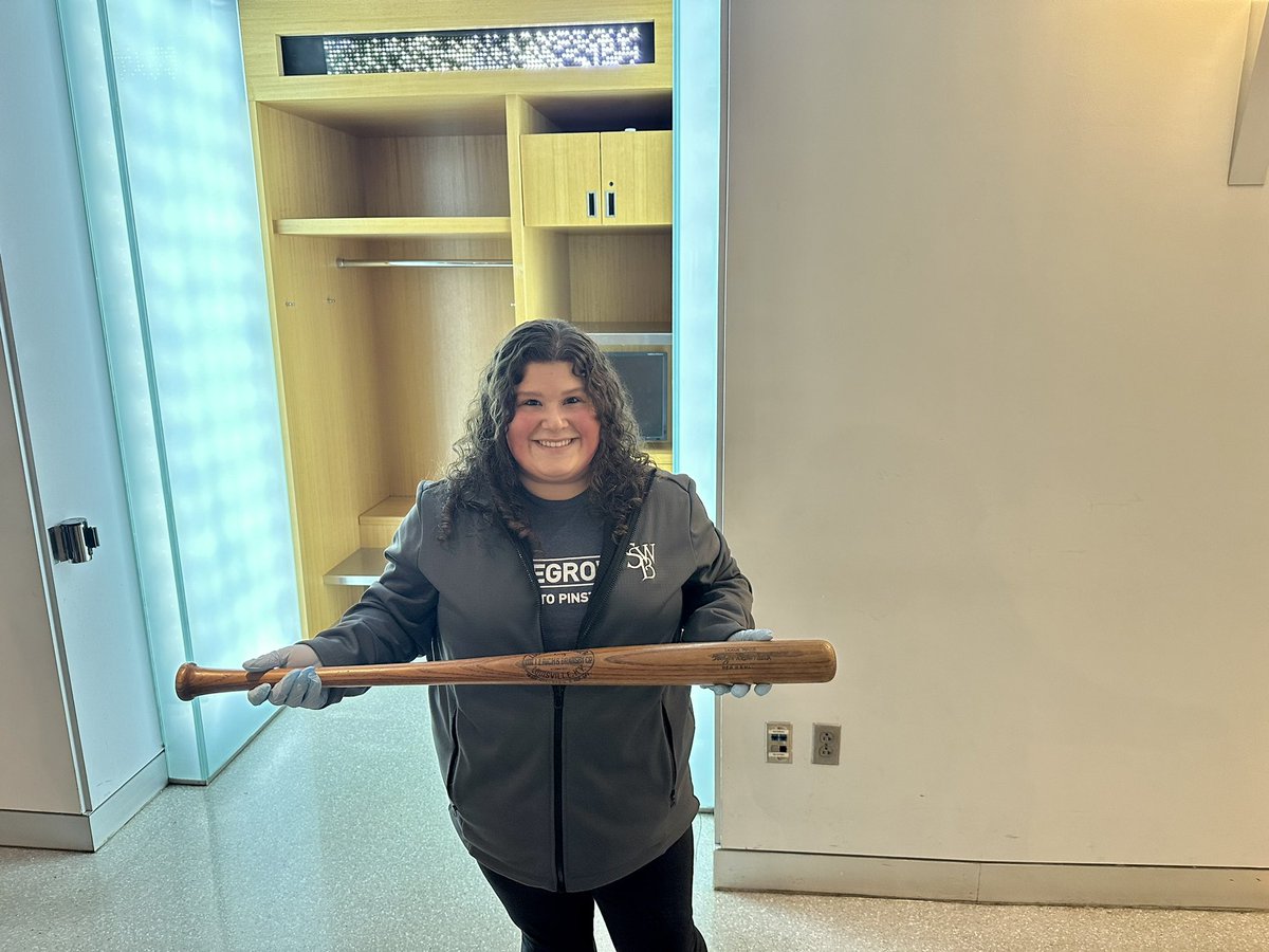KristaLutzick's tweet photo. Had a blast at Yankee Stadium on Thursday afternoon! 

#Yankees #YankeeStadium #Homegrown #ThePathtoPinstripes https://t.co/4nVzJEbXg2