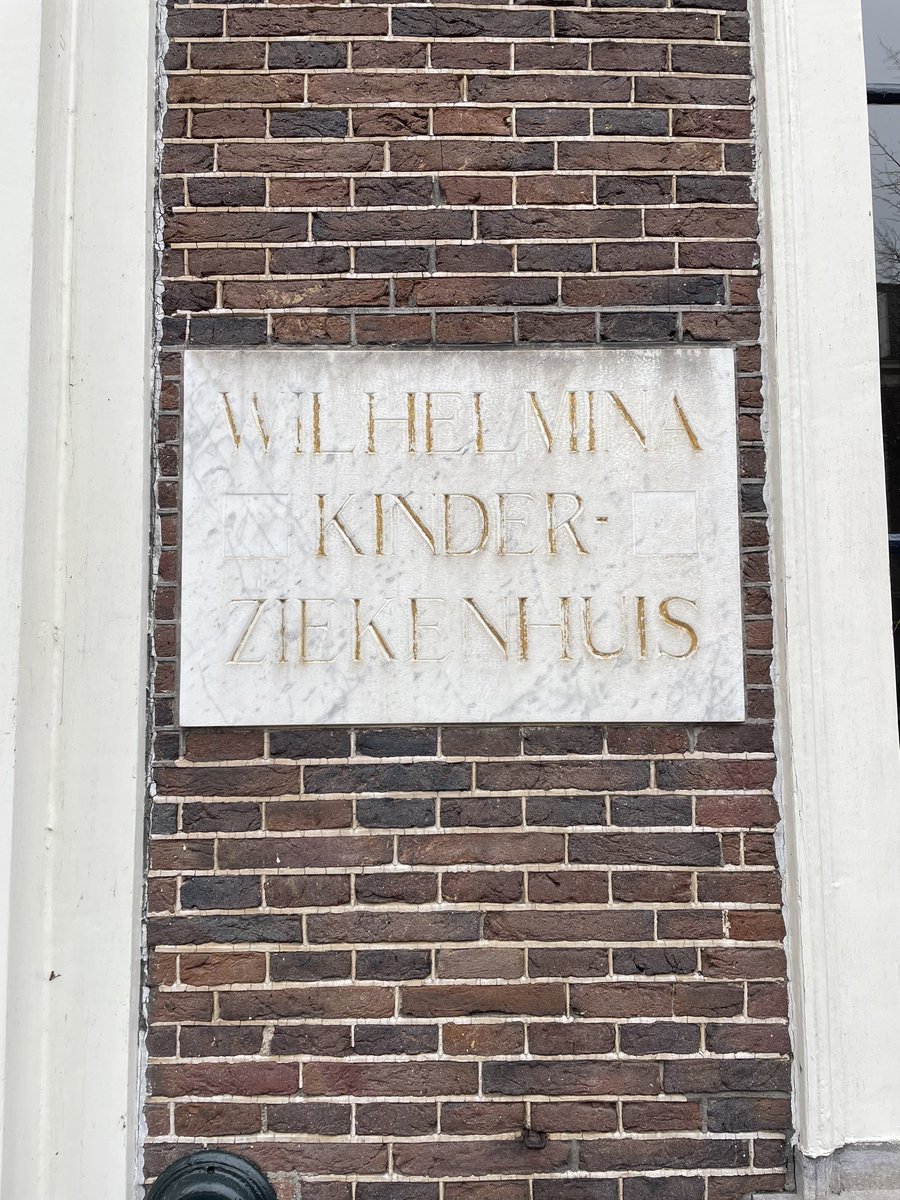 Rob Hoeijmakers (@robhoeij) on Twitter photo Het Wilhelmina Kinderziekenhuis zat tot 1999, nog niets eens zolang geleden, aan de Nieuwe Gracht in #Utrecht.
De plaquette zit nog aan het oude pand, anders had ik het niet geweten.
In 1888 gesticht als het Utrechts Kinderziekenhuis. <a href="/HetWKZ/">Wilhelmina Kinderziekenhuis</a> Het Wilhelmina Kinderziekenhuis zat tot 1999, nog niets eens zolang geleden, aan de Nieuwe Gracht in #Utrecht.
De plaquette zit nog aan het oude pand, anders had ik het niet geweten.
In 1888 gesticht als het Utrechts Kinderziekenhuis. <a href="/HetWKZ/">Wilhelmina Kinderziekenhuis</a>