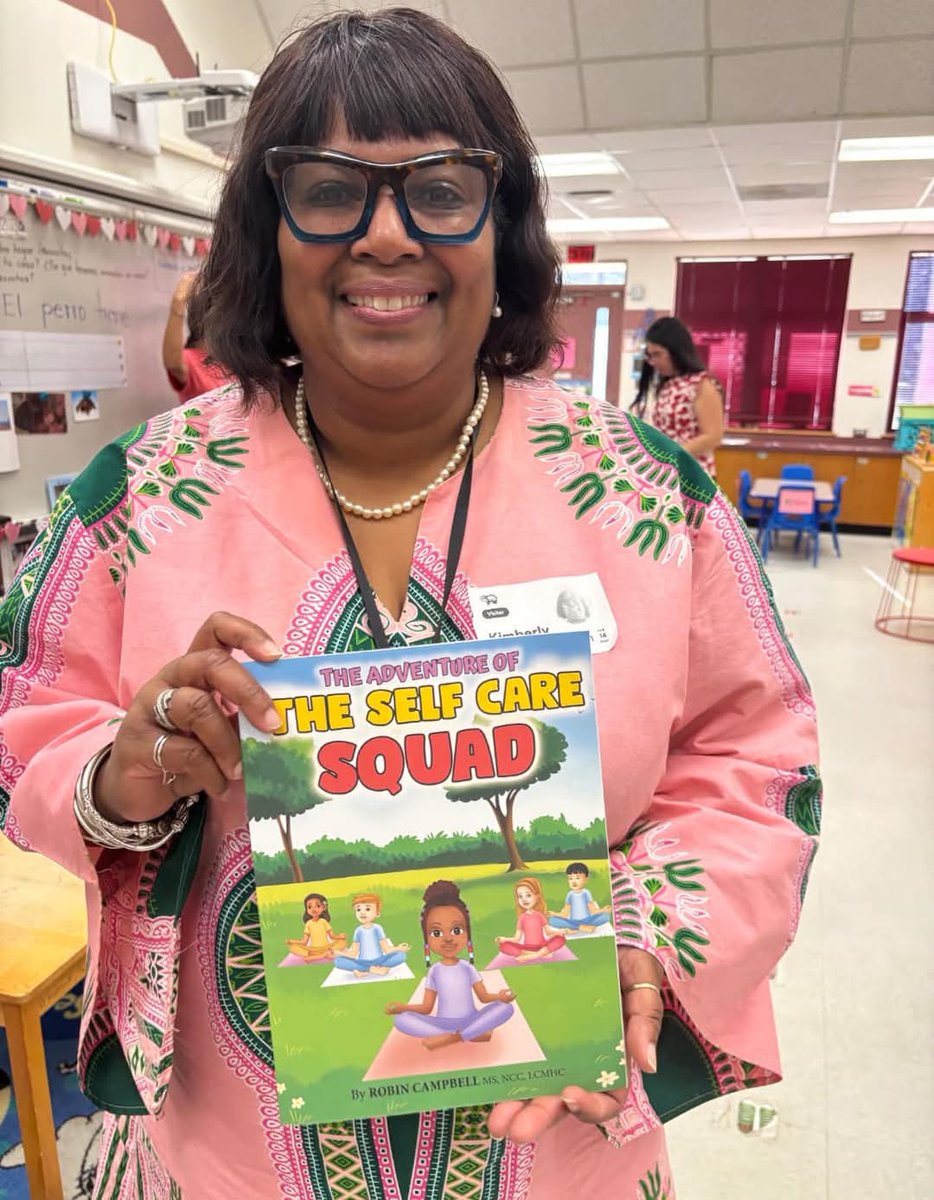 chapelhillaka's tweet photo. Chapter members read to students at Carrboro Elementary School for their annual African American Read In for Black History Month. The books highlighted Black authors, illustrators and characters #AKA1908 #MuOmicronOmega #UpliftOurLocalCommunity https://t.co/GRs3BNAtcu