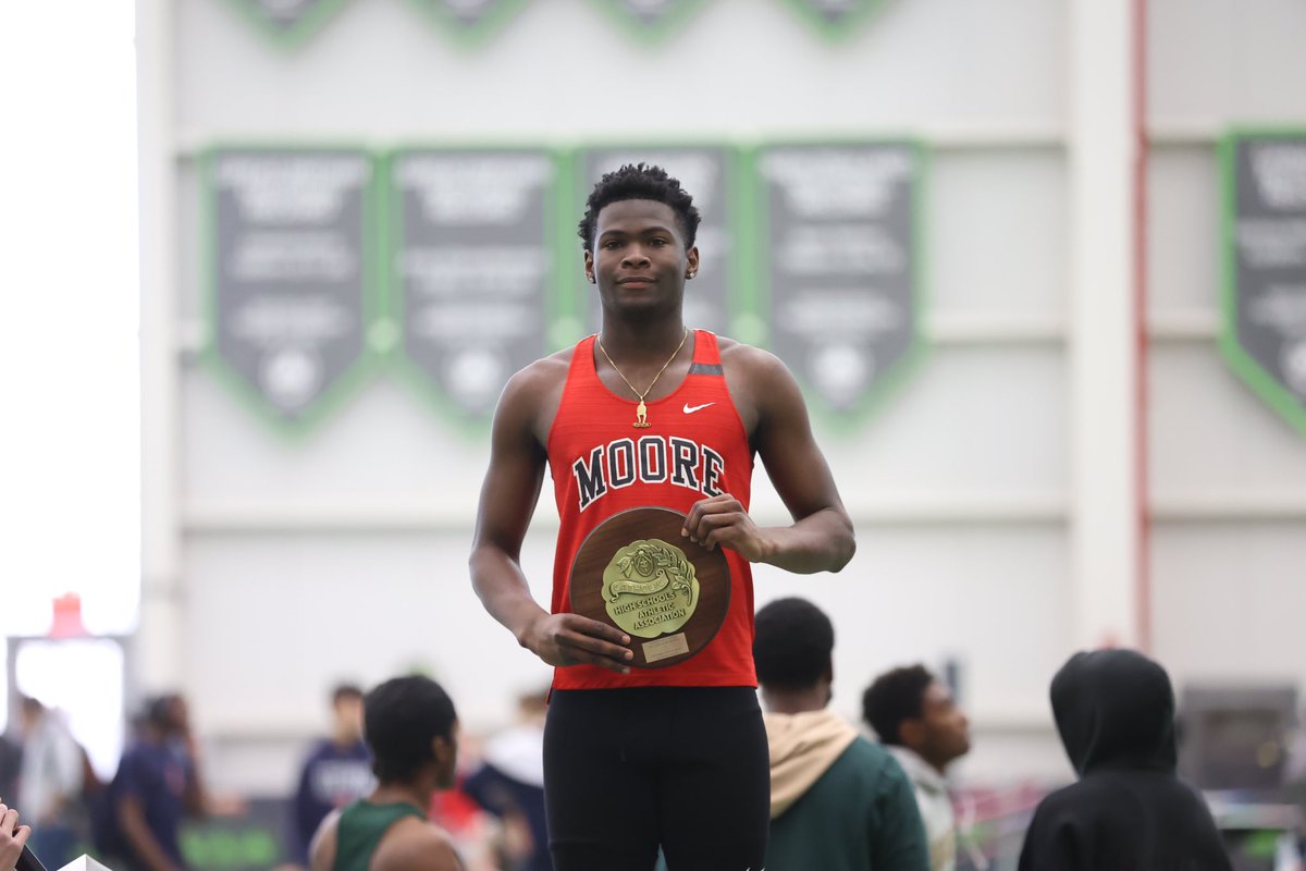 Moore Catholic Track and Field/XC tweet media