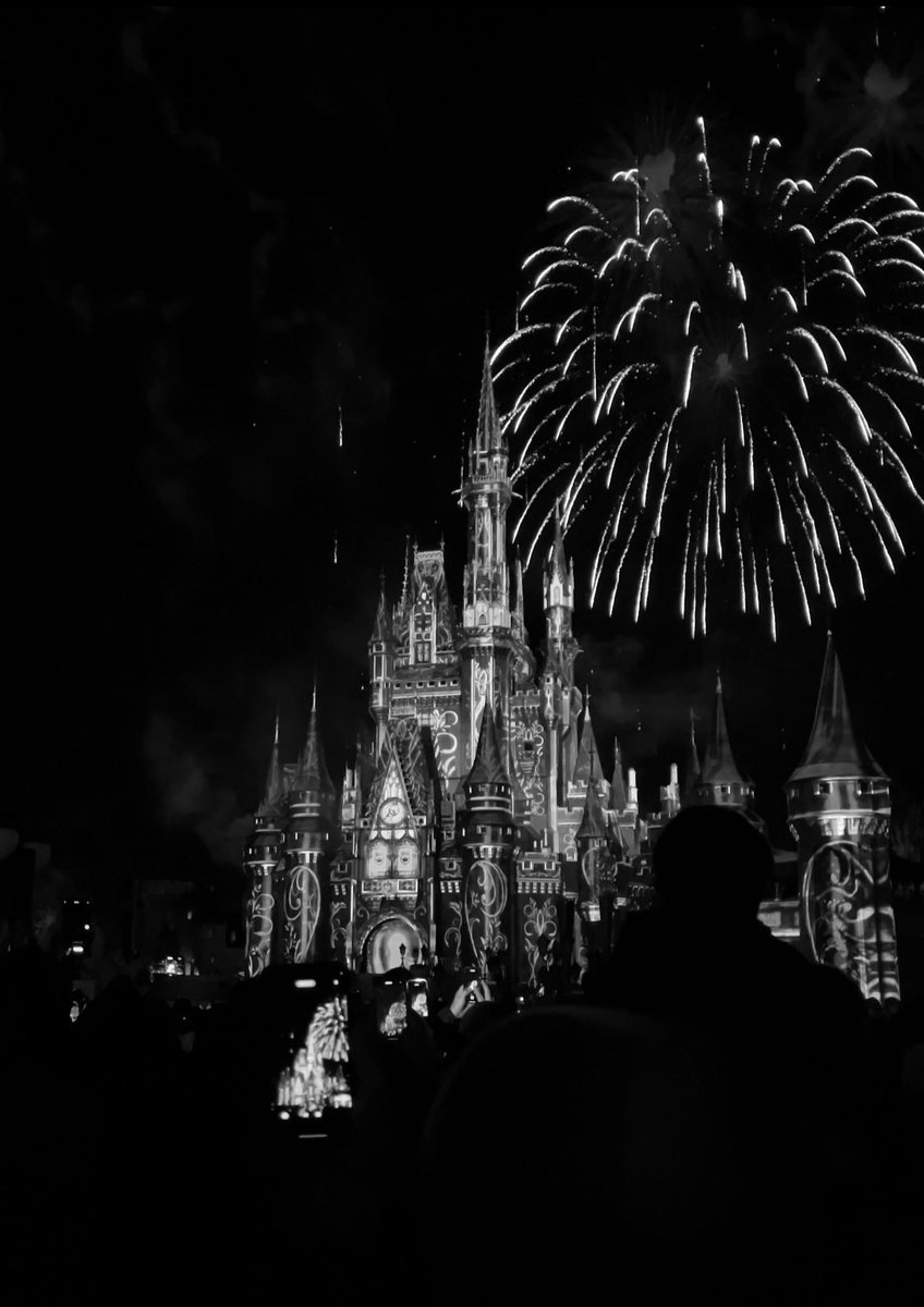 hbcits's tweet photo. ──  como eu “ assumi ” a minha viagem pra orlando.   𝄒   ✧ 

 #ndtwt &amp; #loatwt https://t.co/HKp8UkqHKp