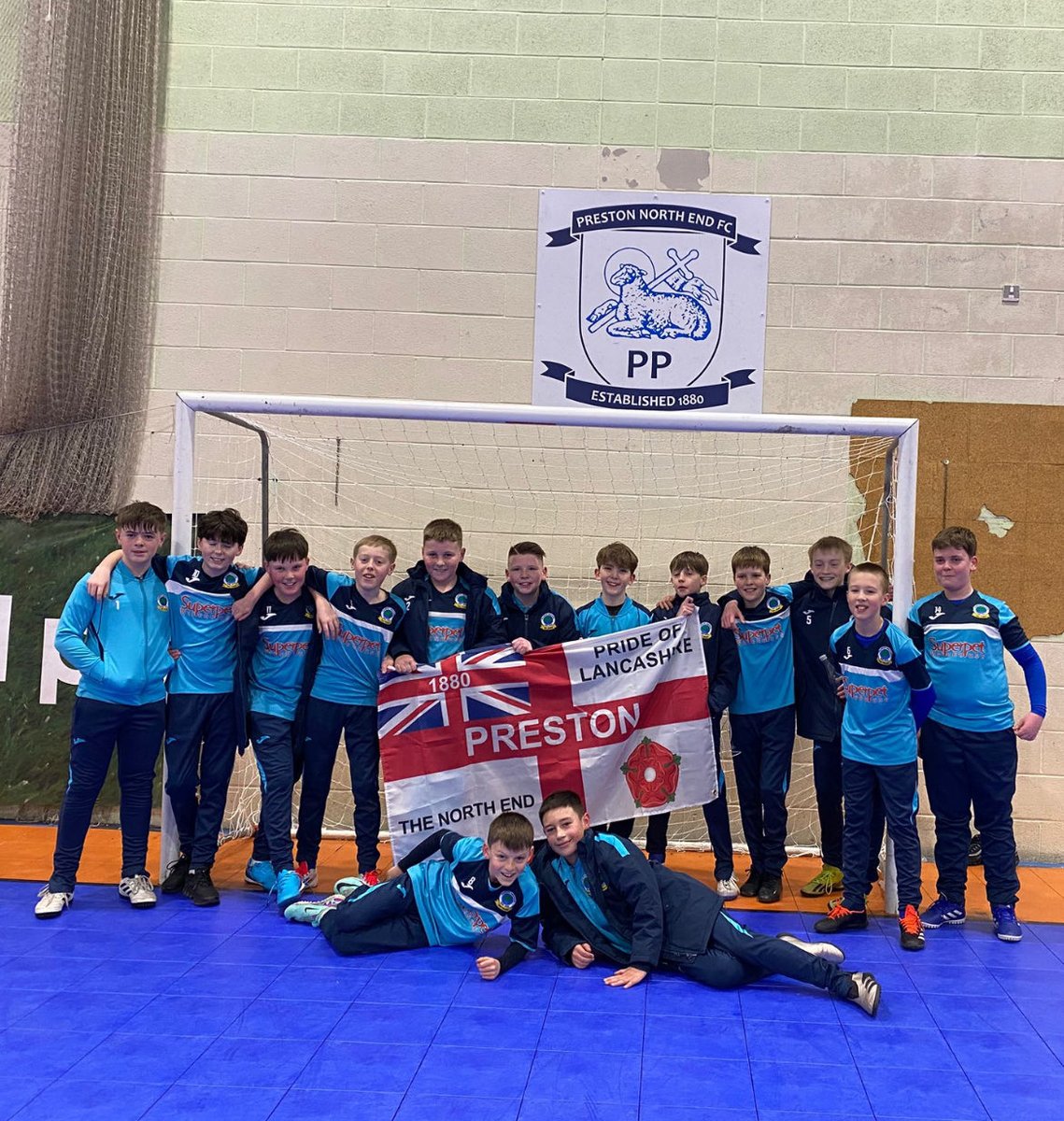 MiniamsU9White's tweet photo. Another day of making memories for this lot , thank you ⁦@pnecommunity⁩ the boys had a blast  🙌🏻 https://t.co/7RREeWZCrB