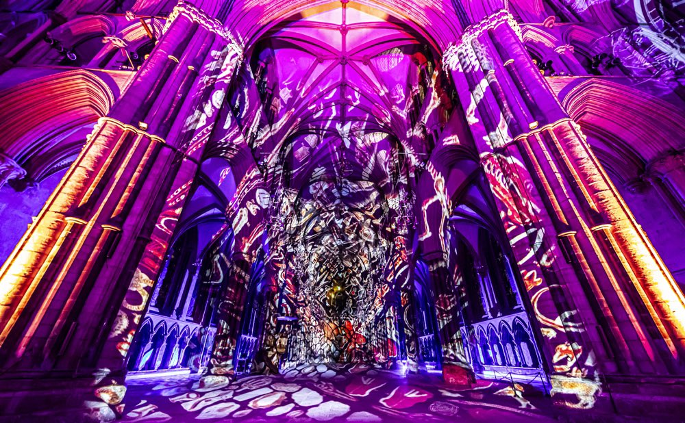 It’s the final evening of TIME <a href="/LincsCathedral/">Lincoln Cathedral</a> 

A journey through all of time inside the stunning #architecture of <a href="/LincsCathedral/">Lincoln Cathedral</a> with the immersive #fineart experience 

#Art on an epic scale by #luxmuralis 

#projectionart #sonetlumiere #lightandsound