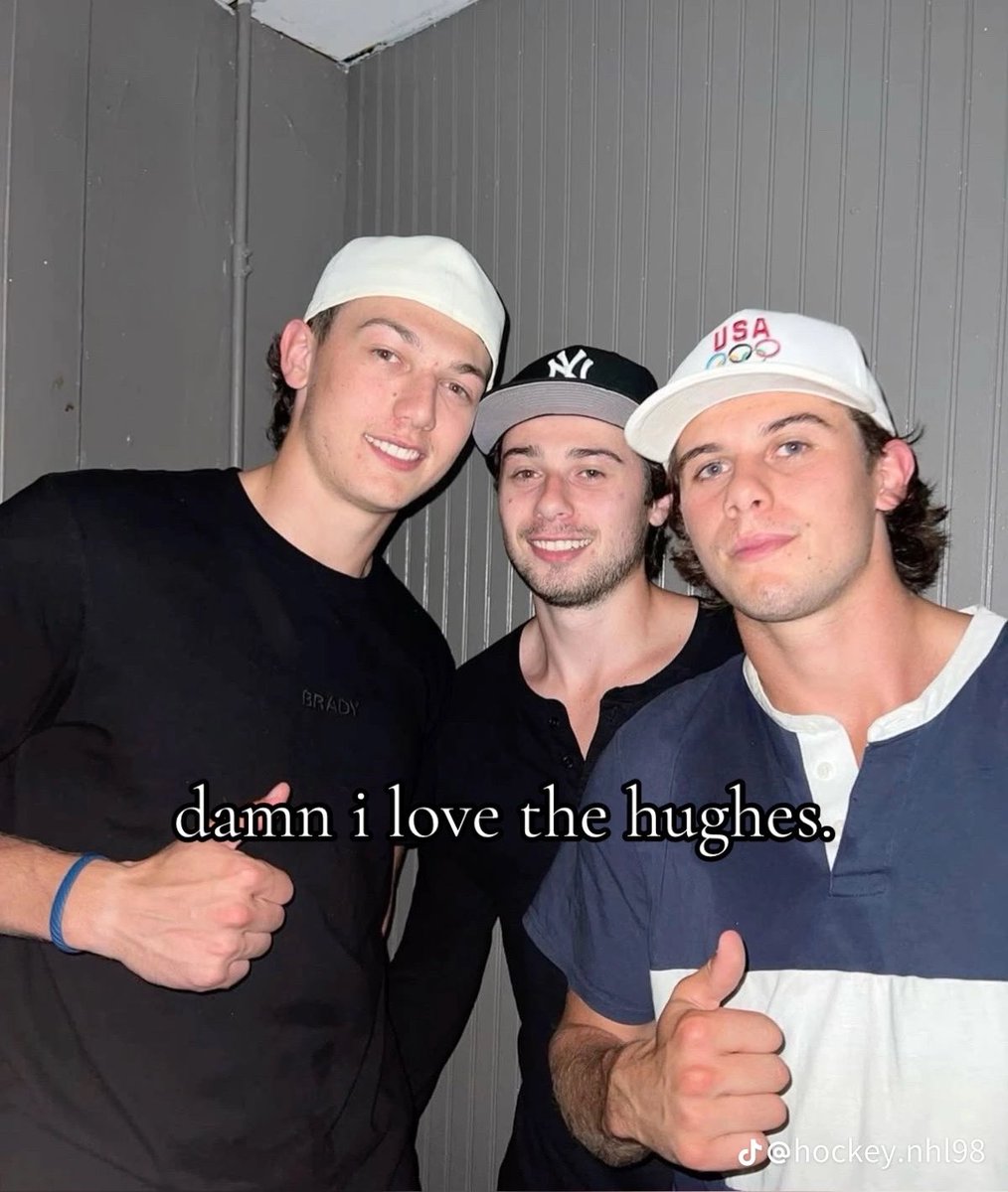 savequinnhughes's tweet image. quinn with that slutty neckline needs to be contained ASAP! that’s fine shyte /jk

#quinnhughes #sohelpmegod