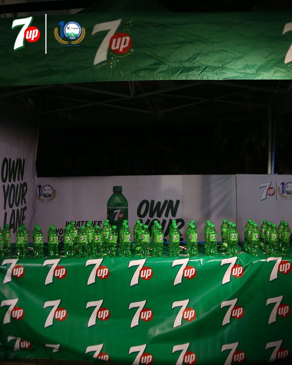 SLA_the_Sage's tweet photo. A big shout-out to our sponsors and supporters.
Thank you @AirtelNigeria @Kia_Worldwide @RexonaNG @Pepsi_Naija
#RunLagosWithAccess
#lagosmarathon https://t.co/y8YcTGoDlc