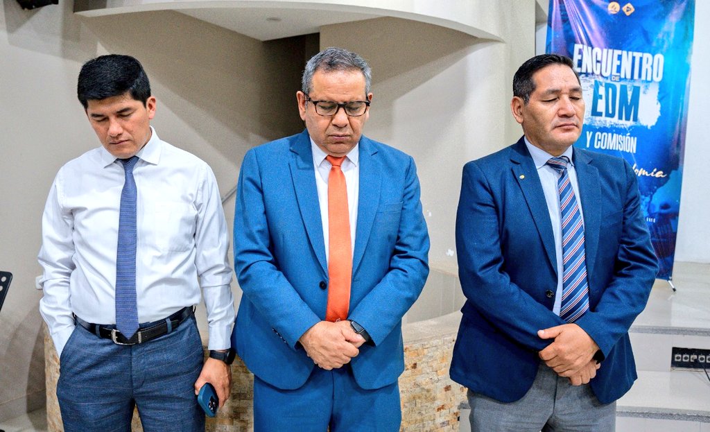 🔰Líderes de la región 4️⃣ y 5️⃣  comprometidos con la fidelidad en acción 🙏🏼✨. Cada equipo de mayordomía y hermanos de iglesia 💪🏼 para seguir siendo fieles a su misión.🙌🏼💖 #FidelidadEnAcción #IglesiaFiel #Mayordomía #RID