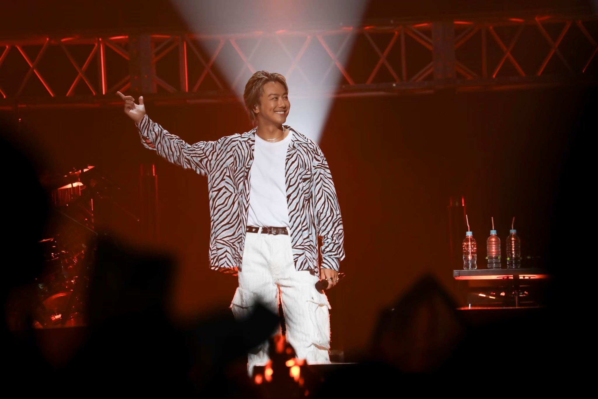 TAKAHIRO 武道館LIVE GLORY mqdefault.jpg