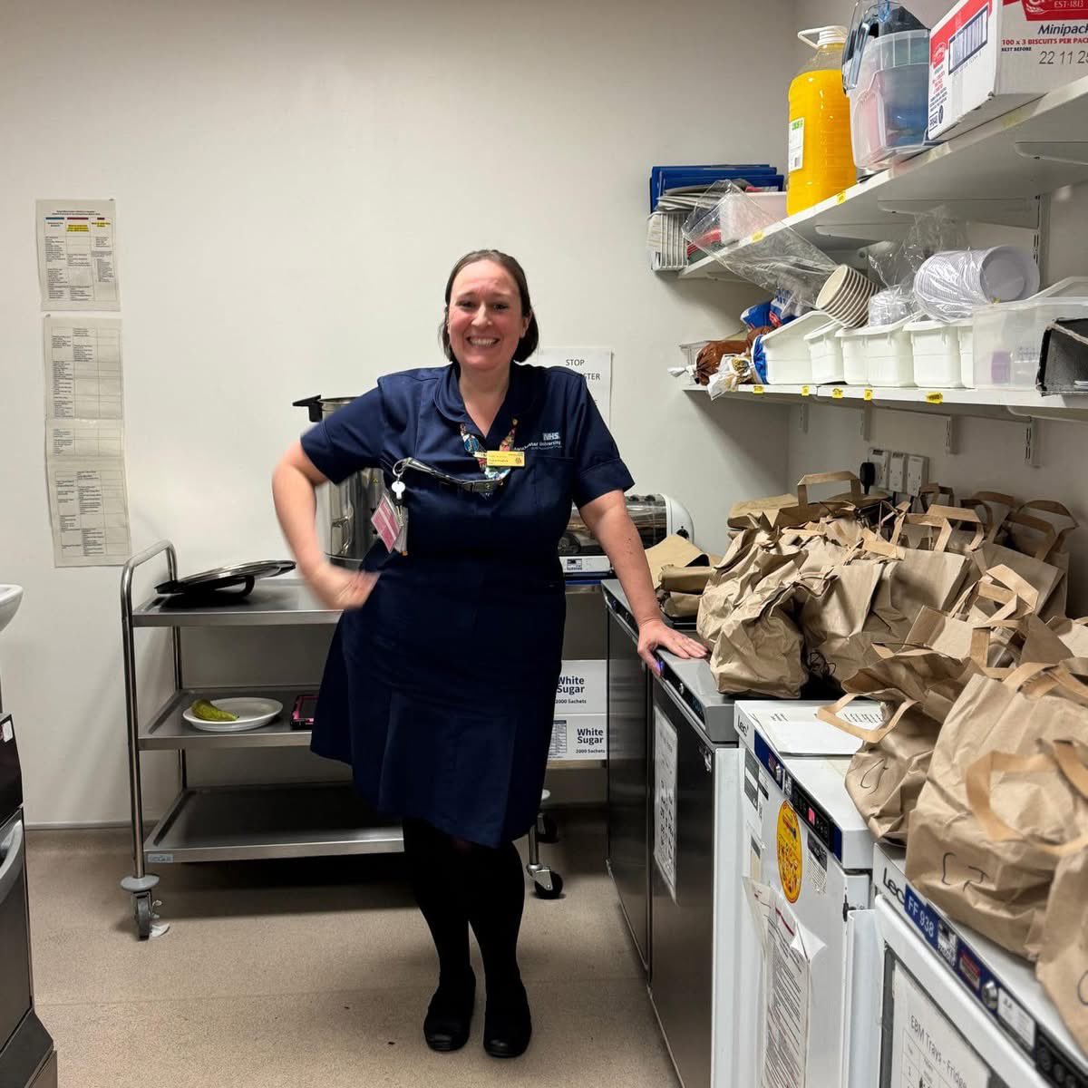 Emmie’sKitchen,more than a free meal (@skitchenemmie) on Twitter photo Wow another amazing Friday Night Takeaway. 126 hot meals 80 bumper snack bags, 96 Valentine gifts thank u <a href="/L/">I have but one letter. It is L</a>’orealuk
Plus 2 food crates & 90 individual cakes ❤️all for parents staying with their poorly child @RMCH
@skitchenemmie bringing light in difficult times❤️🩷🎗️❤️🙏🏽 Wow another amazing Friday Night Takeaway. 126 hot meals 80 bumper snack bags, 96 Valentine gifts thank u <a href="/L/">I have but one letter. It is L</a>’orealuk
Plus 2 food crates & 90 individual cakes ❤️all for parents staying with their poorly child @RMCH
@skitchenemmie bringing light in difficult times❤️🩷🎗️❤️🙏🏽