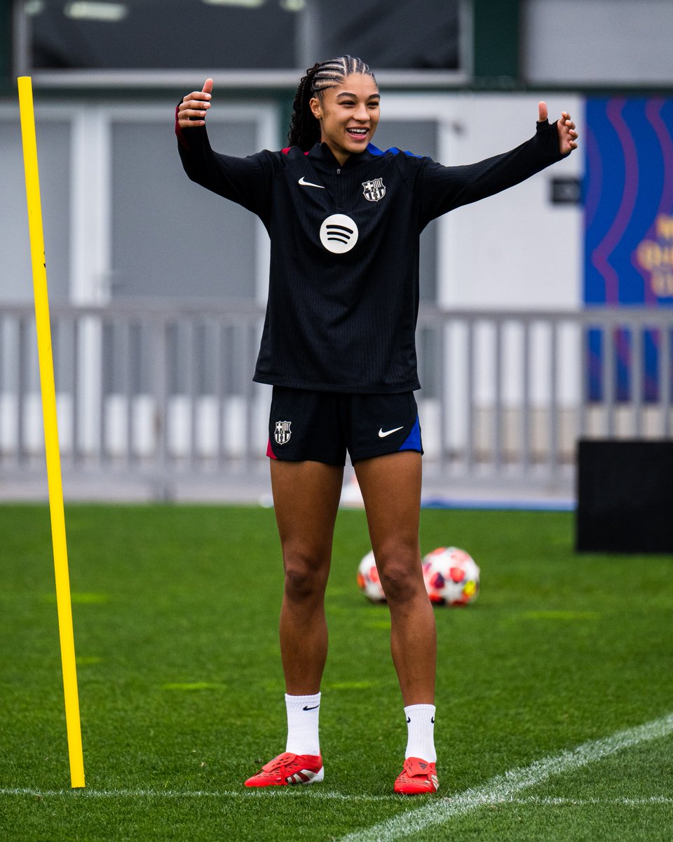 FCBfemeni's tweet image. 😁🫶