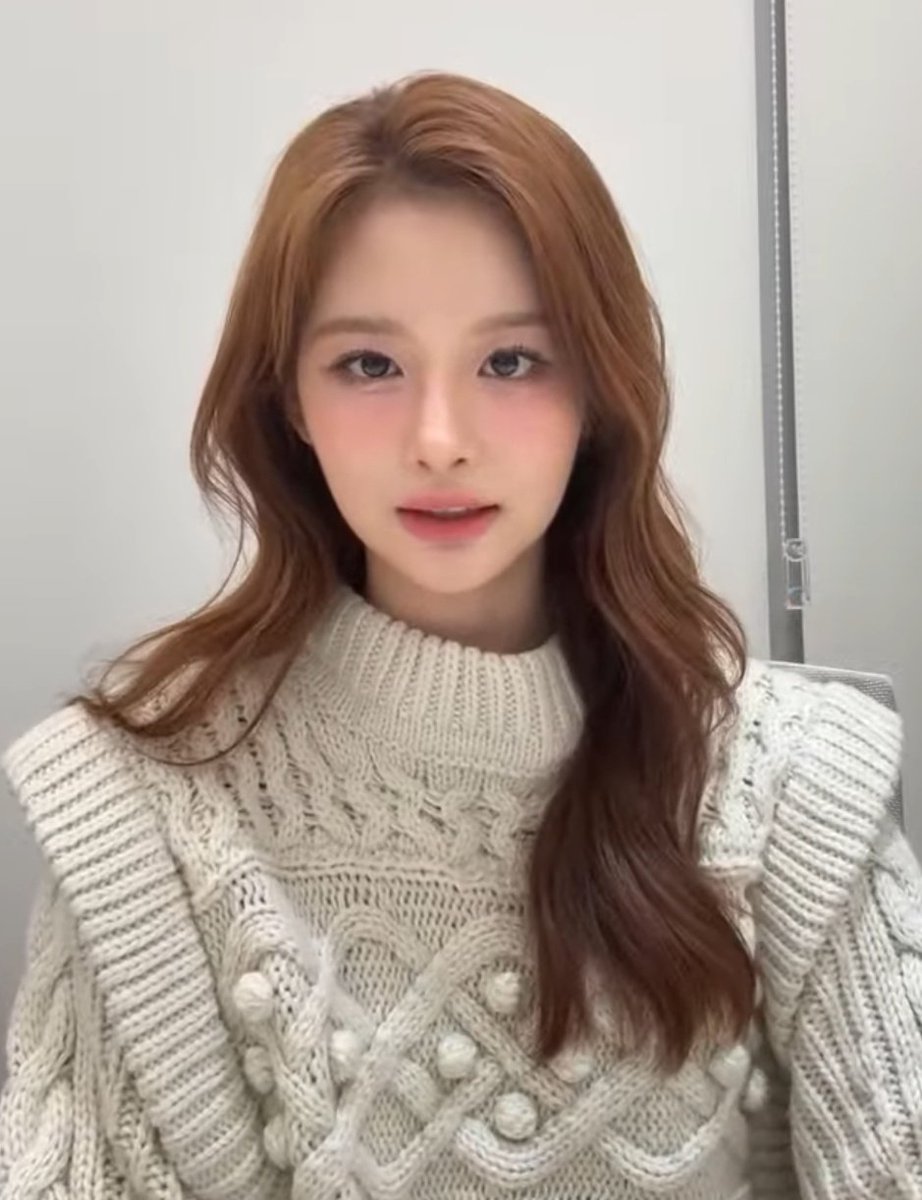 nmixxpics_'s tweet image. 🚨 Sullyoon said that NMIXX's new title track is the best among all their title tracks