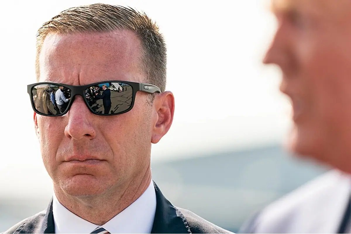 BREAKING: President Trump's Secret Service Director, Sean Curran, is already cleaning house.

Curran has already informed up to 10 senior agency officials that they will either get fired, demoted or forced into retirement.

He is definitely not playing games.