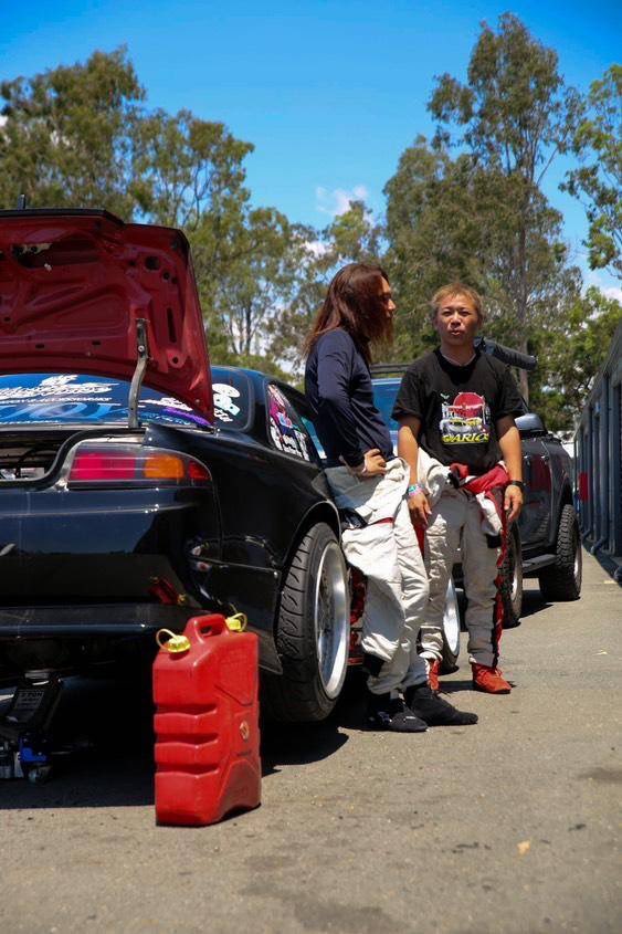 3/19 名阪スポーツランドDコースにてドリフト練習会を開催します🏁
今回のコーチはD1ドライバーの長井利樹選手になります🏎️
参加費は均一1名5000円でダブルエントリーでも5000円です！
先着20名（予定）です🙇
定員に達し次第順次締め切りますので参加希望の方は早めにご連絡下さい！