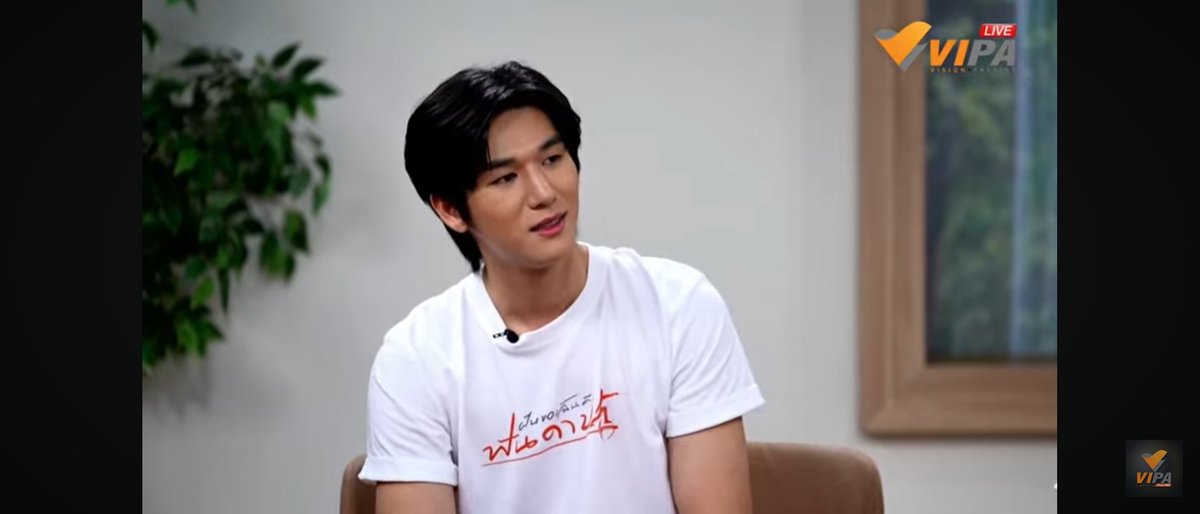 jeccicachu3's tweet image. หล่อจัง ☺️☺️☺️
@mos_psl #moslhong 
#ฝันของฉันคือฟันดาบ
#VIPAvROOM