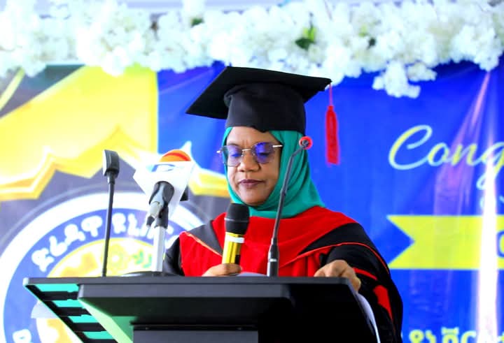 HussenM08708090's tweet photo. Congratulation to our graduates!!
Today, 128 students of #Midwifery, #Nursing, #MediLaborSc,  #PsychNurs, #PublicHe of #CMHS of @DDUniv graduated with others graduate students. Great messages were addressed by H.E Mayor of DDA Ato Kadir Juhar Ibrahim Dr. Ubah Adem.
We thanks all! https://t.co/s8dfGHYo1f