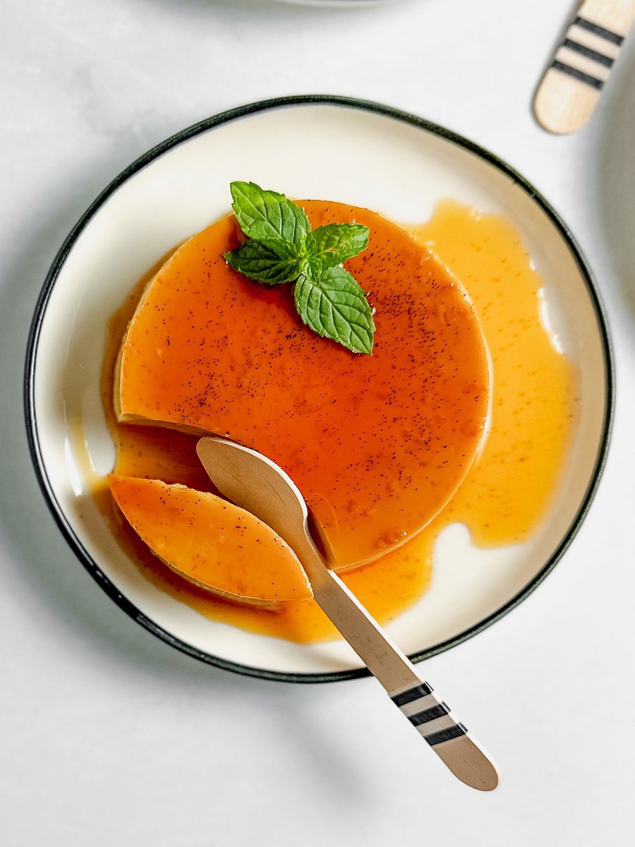 Vanilla flan anyone? We made ours with Madagascar vanilla beans from our shop. 
slofoodgroup.com/products/gourm…