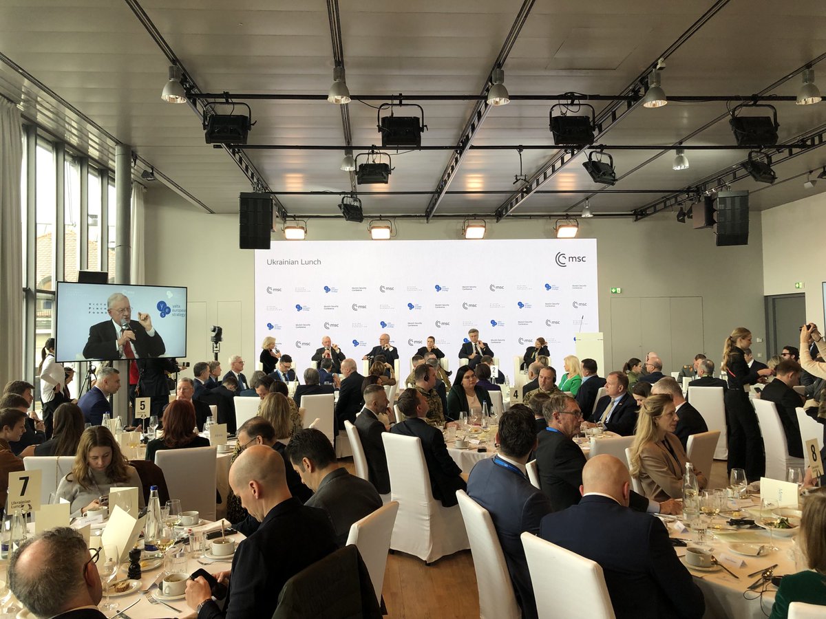 General Keith Kellogg, addressing the audience at #MSC2025, says there will be „two parties and one intermediary at the table“. Russia, Ukraine and US. So 1) he sees US as an intermediary, not a Ukrainian ally or partner. And 2) He does not expect Europe is to be there.