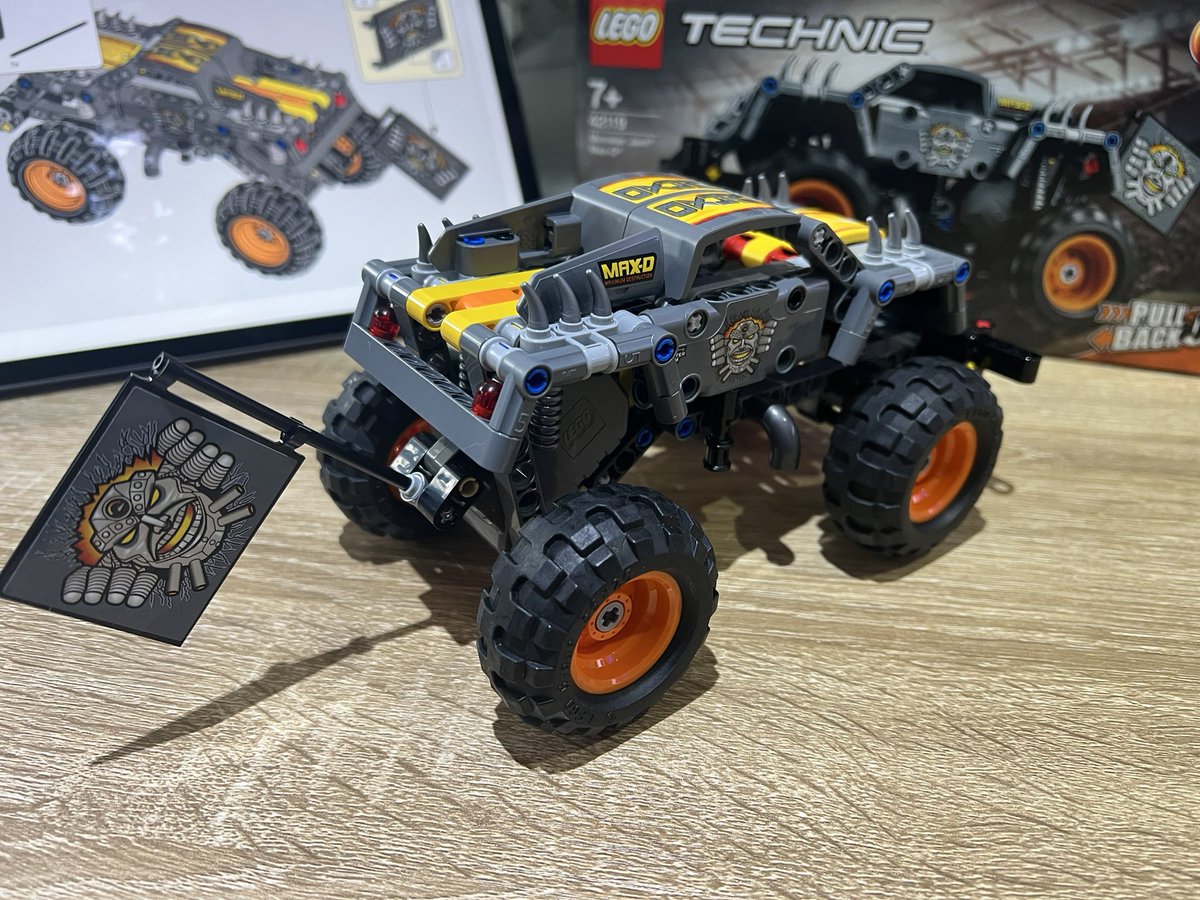 fitz0891's tweet image. #LegoTechnic #MonsterJam build 2 #MaxD #MonsterTruck #Lego #AFOL