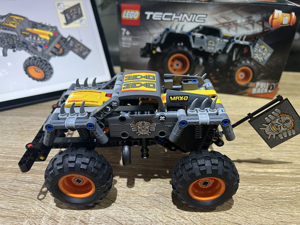 fitz0891's tweet image. #LegoTechnic #MonsterJam build 2 #MaxD #MonsterTruck #Lego #AFOL