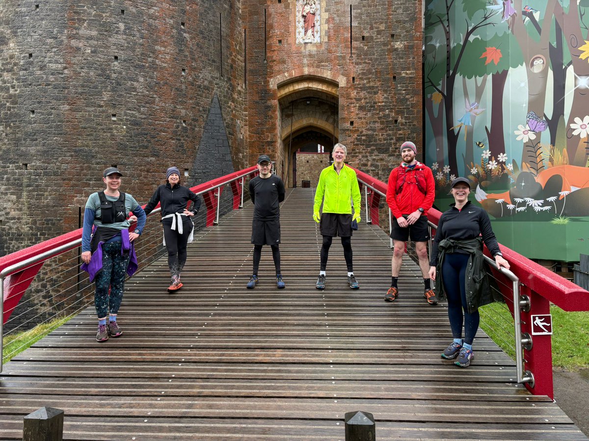 Lots of hills and mud on the Heath Massive Run Club trail run this morning! 💪☔Finishing off with a well deserved ☕ at @firstlightcoffee done to those taking part 👍🏃‍♀️👟
