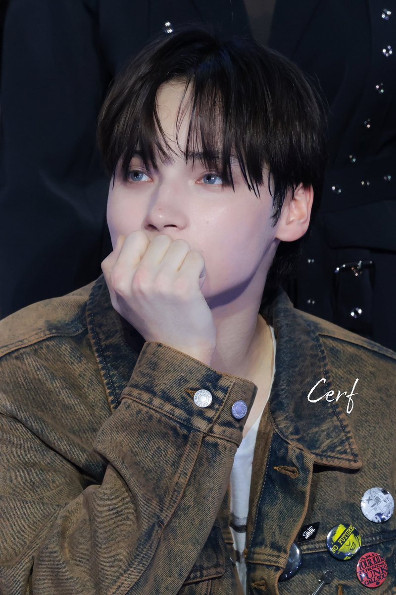 250215
🍑
#휴닝카이 #HUENINGKAI #ヒュニンカイ