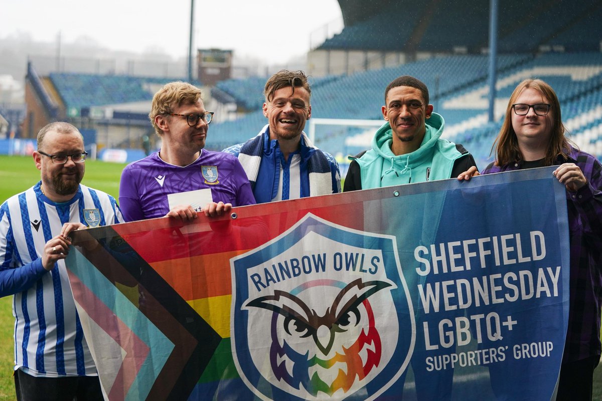 Supporting <a href="/FvHtweets/">FootballvHomophobia</a> at Hillsborough 

<a href="/LGBT_Owls/">Rainbow Owls</a> | #SHWCOV