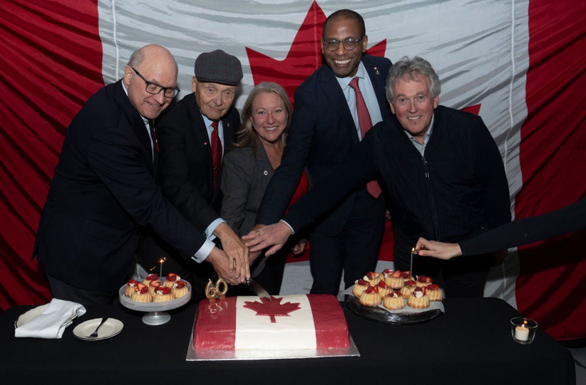 The Pearson Centre (@pearsoncentre) on Twitter photo Happy Flag Day! 🇨🇦
Aujourd’hui, nous célébrons le 60e anniversaire de notre drapeau canadien.
Thanks to Speaker <a href="/GregFergus/">Greg Fergus</a>, @DonBoudria and <a href="/MonaFortier/">Mona Fortier 🇨🇦</a> who didn’t let a blizzard stop them from marking this anniversary at an event we cohosted with @Other_Hill and @JanePorter Happy Flag Day! 🇨🇦
Aujourd’hui, nous célébrons le 60e anniversaire de notre drapeau canadien.
Thanks to Speaker <a href="/GregFergus/">Greg Fergus</a>, @DonBoudria and <a href="/MonaFortier/">Mona Fortier 🇨🇦</a> who didn’t let a blizzard stop them from marking this anniversary at an event we cohosted with @Other_Hill and @JanePorter