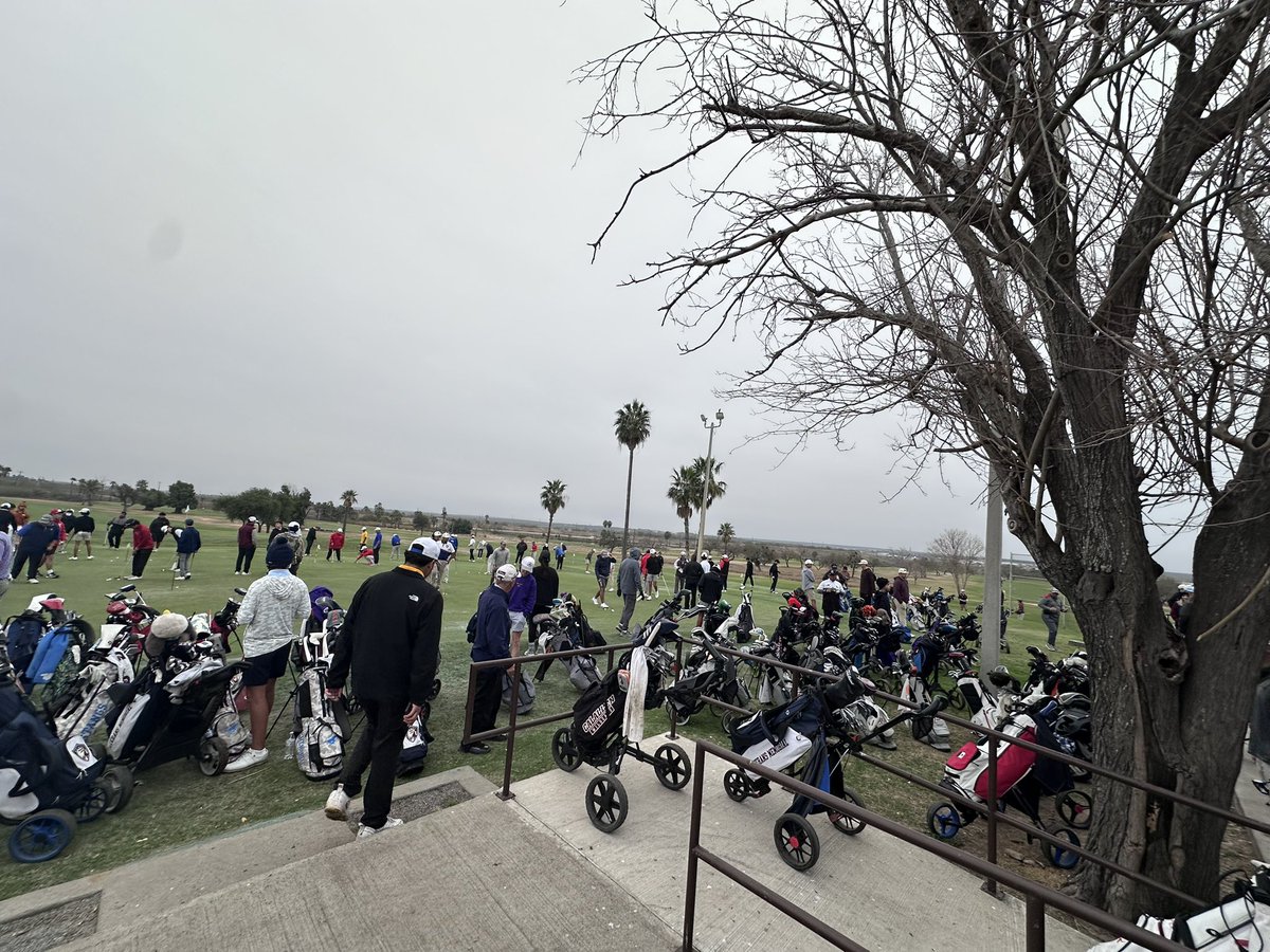 Day 2 of the 2025 Boys HS Golf Tournament begins now at the Casa Blanca Golf Course. Boys warming up at the practice greens.