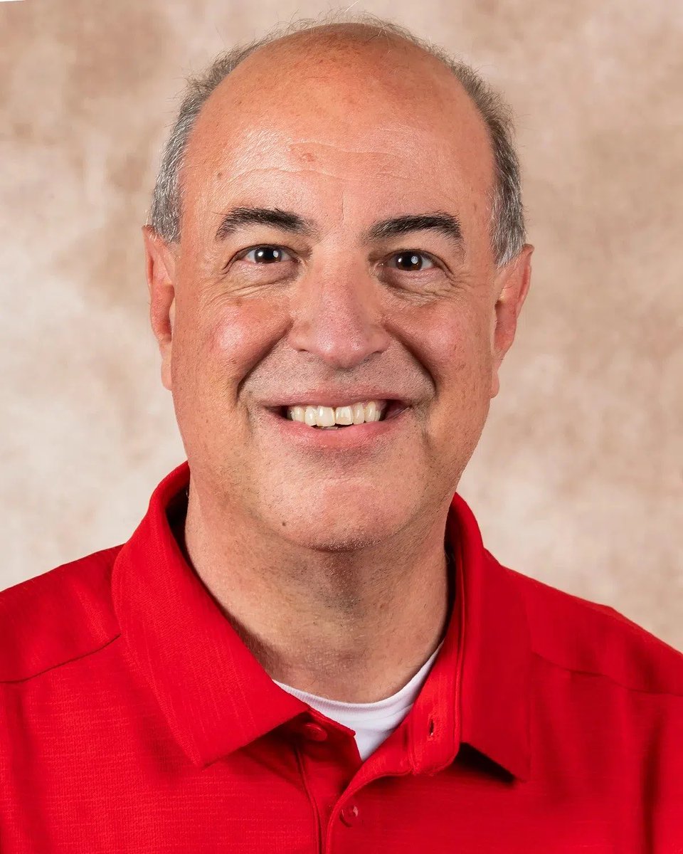 AdamCarriker94's tweet image. Greg Sharpe is a true Husker legend. RIP my friend.