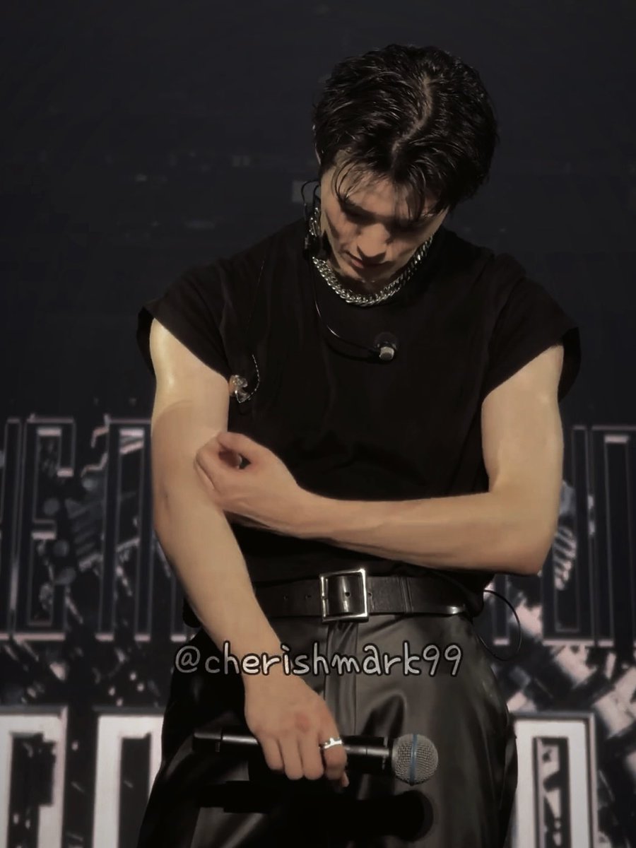 Ieemarkees's tweet image. man