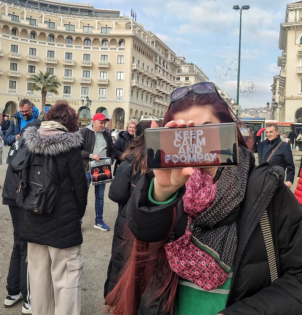 Pepeljuga_sJuga's tweet photo. Srećno vam Sretenje dragi ljudi!
Ljubav za #Kragujevac iz #solun a ❤️❤️❤️❤️❤️❤️❤️
#studenti #protesti #marsUKg https://t.co/QbNPEMX0wa