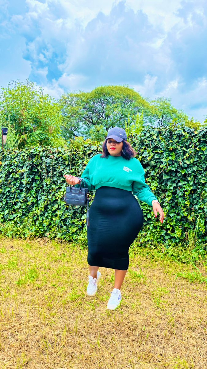 Hlayiseko tweet media