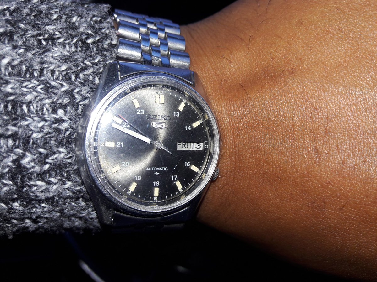 nhawoc's tweet photo. @mwabilimwagodi Vintage Seiko 5 Automatic. https://t.co/6Xfi2dKG3I