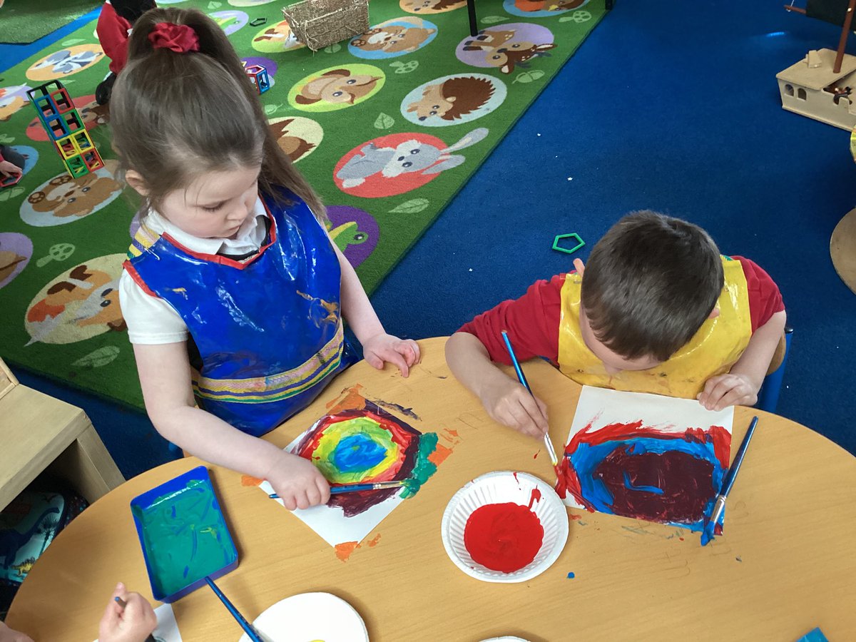 BibbyMrs's tweet photo. Reception have loved exploring colour this half term! The children have enjoyed matching and mixing primary colours and have created their own artwork in the style of Kandinsky. Artists in the making! 🎨🖌️@StJamesCEsth https://t.co/NQFf9l9eLV