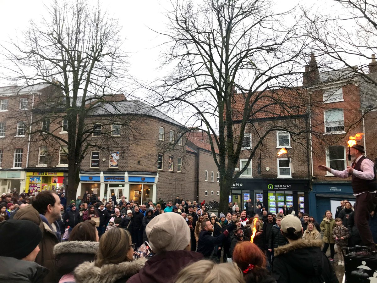 kingssquareyork's tweet photo. Street shows today in the square #firejuggling #streetshows #crowd #york https://t.co/gk4AoZyGmM
