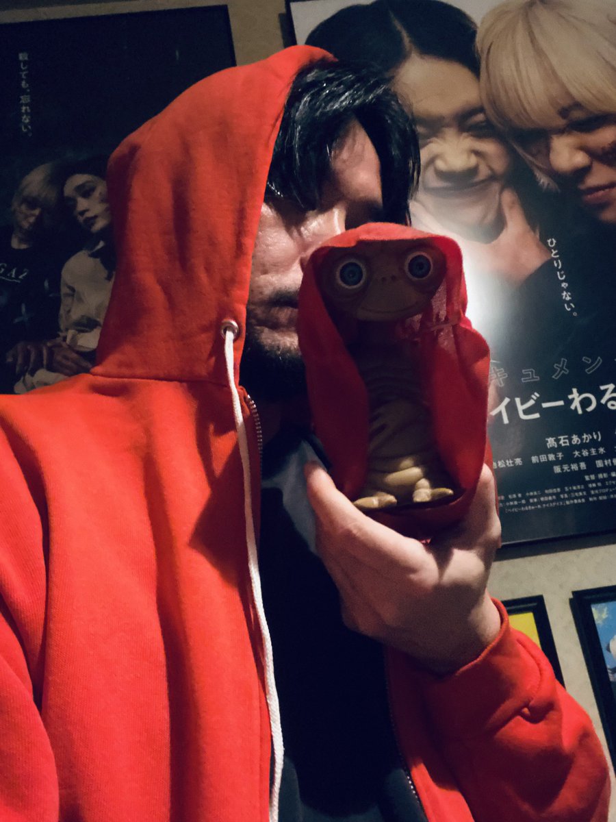 sassymouse's tweet photo. 今回はサクアンドサッシーが初めて店内撮影をさせて頂いた思い出の古着屋eatさんとLOOPさんへ久しぶりにお邪魔しました！
E.T.のIMAXを観てからずっと探していたアレにも出会ったので是非ご覧ください♪
#sakuandsassy
#サクアンドサッシー
#古着
#チャンネル登録お願いします
https://t.co/yPofSWOl7R https://t.co/3L3lZqNyDS