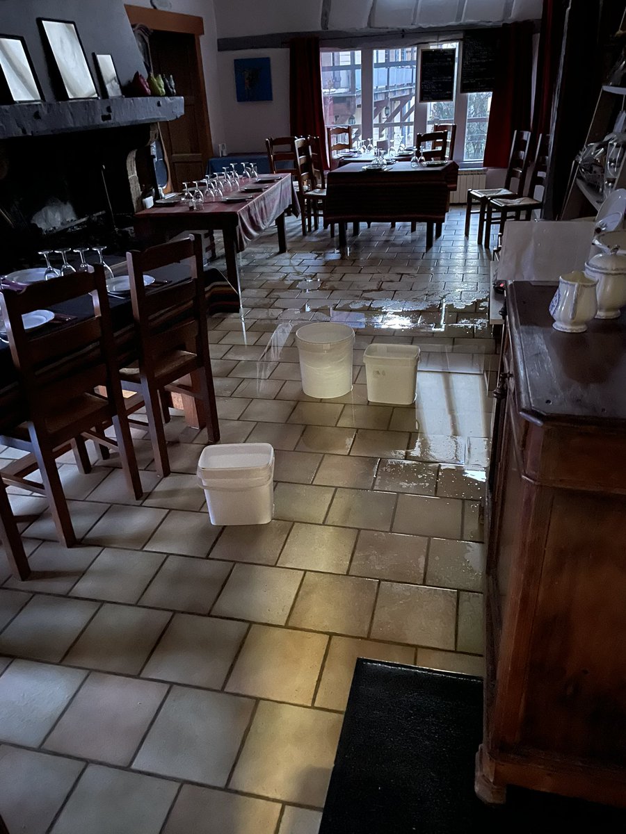 TheChiefCookRocker tweet media