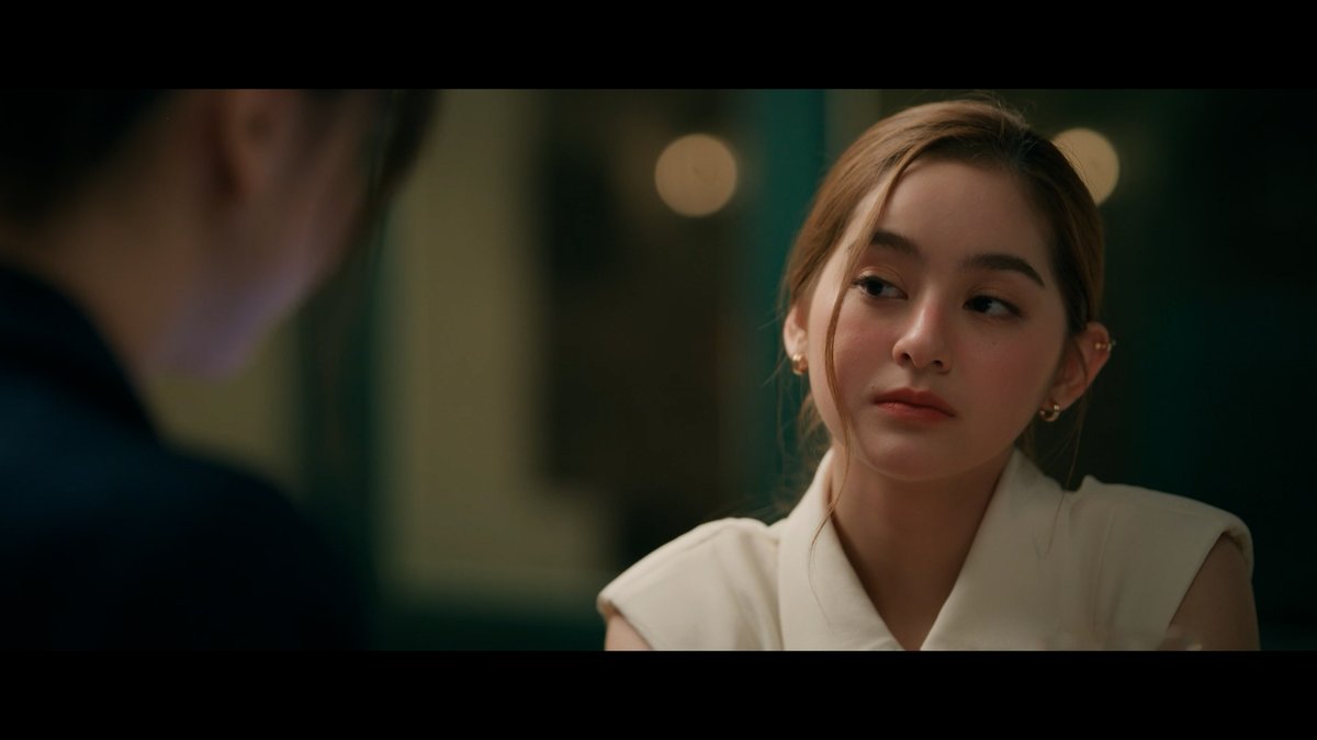 GMMTV's tweet image. พี่จีบไปหมดทุกคน แต่ดูทรงแล้วน่าจะจริงจังแค่เธอมั้ย ไม่รู้ เดา ๆ
#USTheSeriesEP5
@view_benyapa @mimrtd