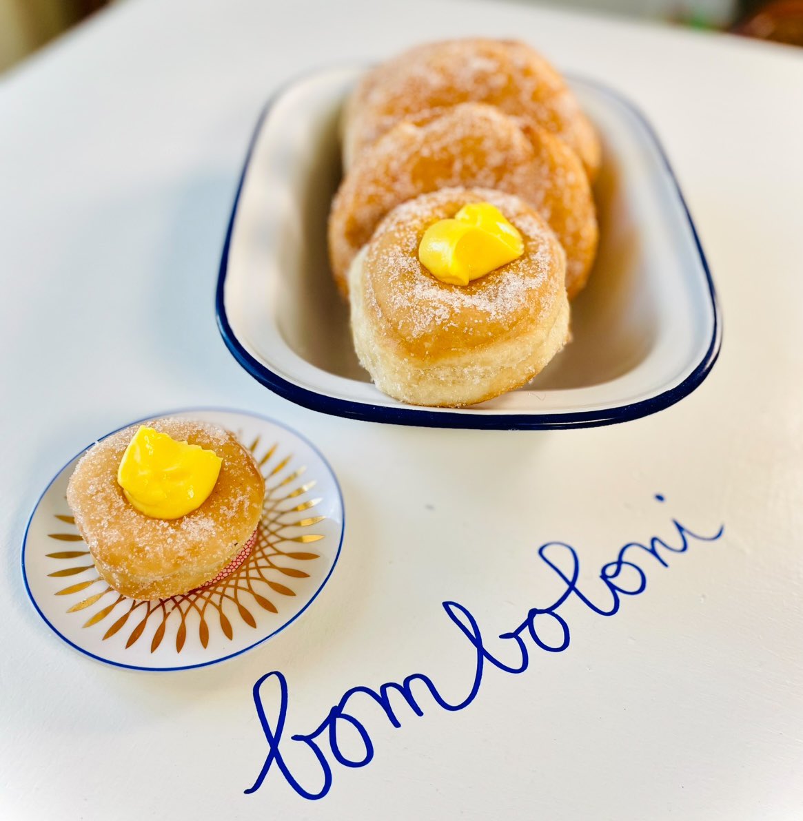 luisannamesseri's tweet image. Una merenda da perdere il capo. Il #bombolone con la crema non ha rivali 🤩🙌 la video ricetta su FB e IG